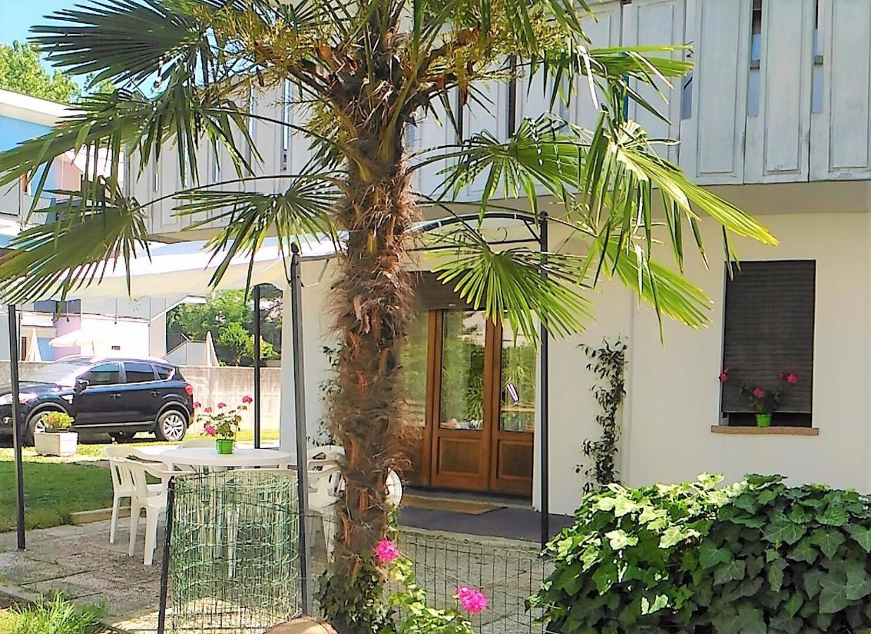 Green Holiday Villa Бибионе Экстерьер фото
