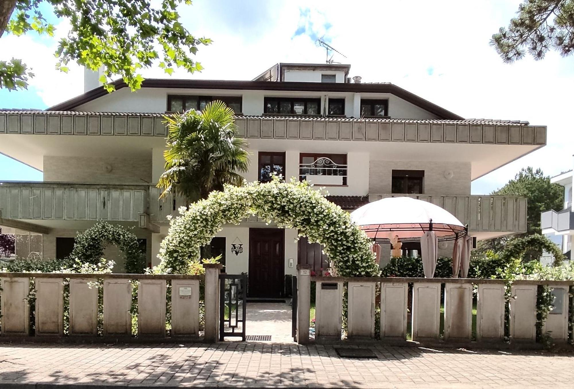 Green Holiday Villa Бибионе Экстерьер фото