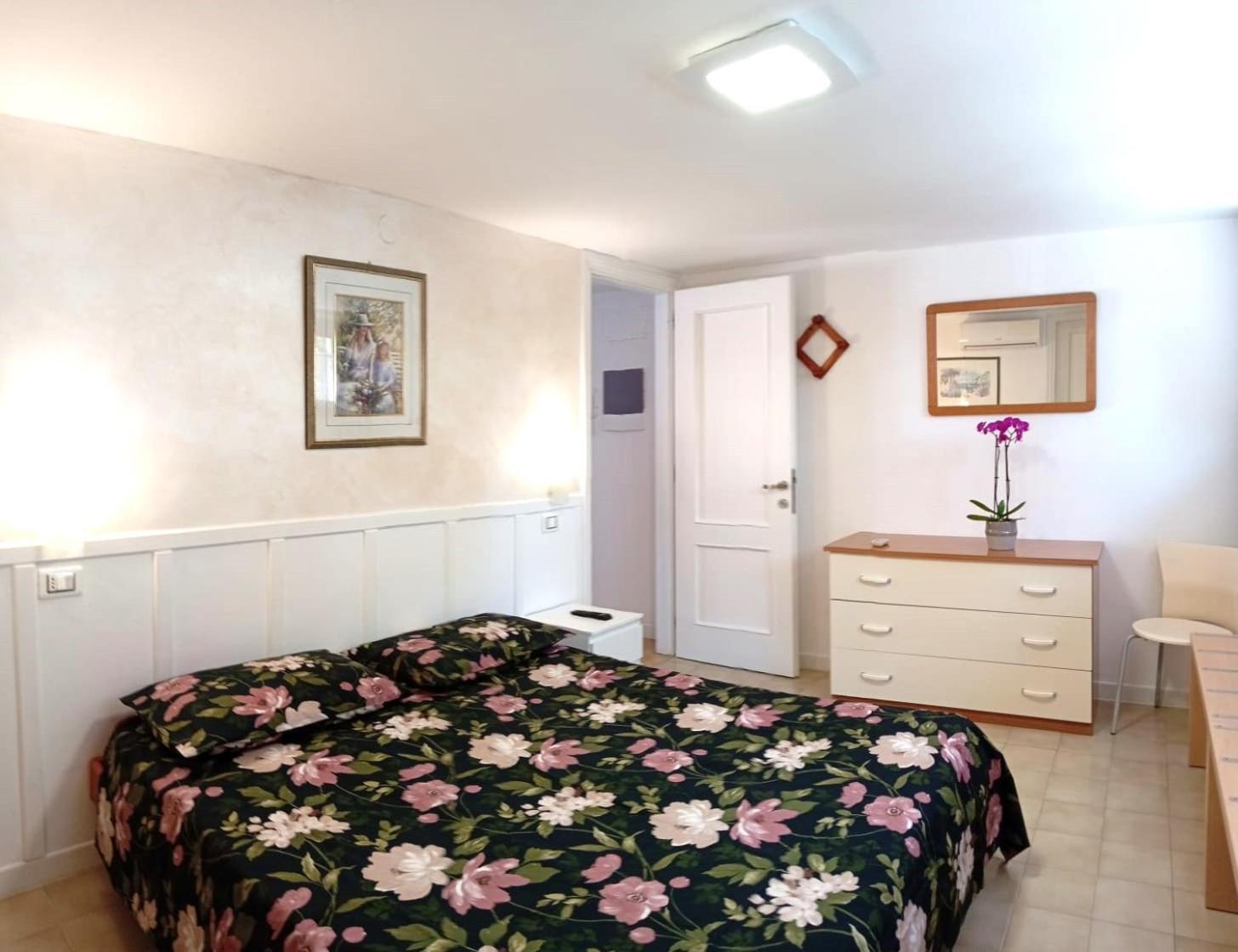 Green Holiday Villa Бибионе Экстерьер фото